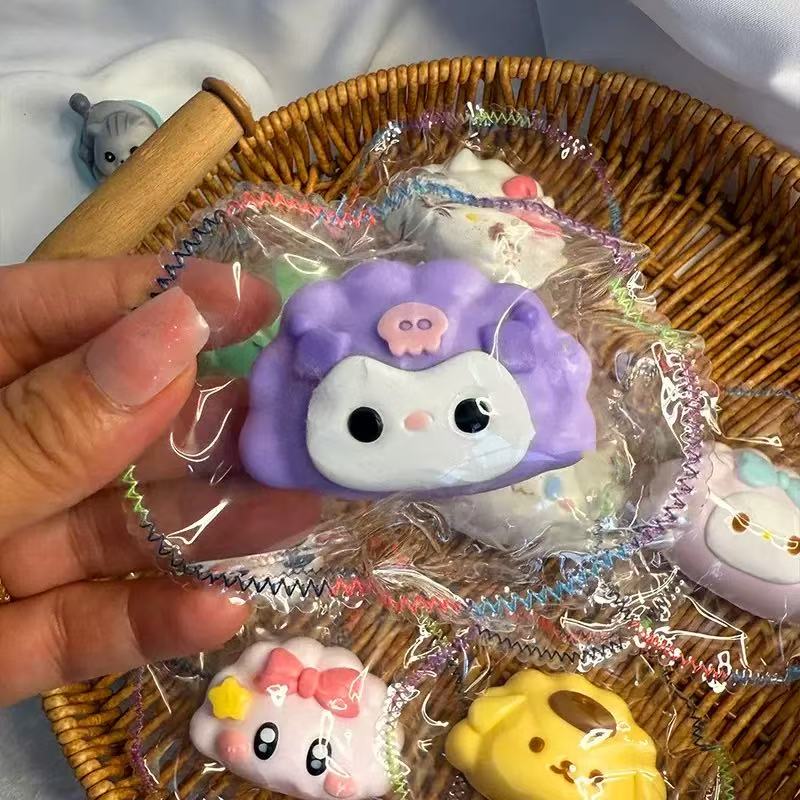 A011 Squishy Sanrio(pair match)